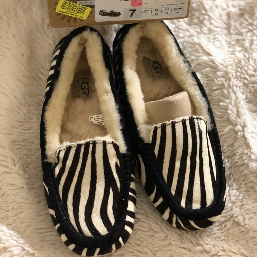 UGG Loafer or slipper Bundle and save 15%